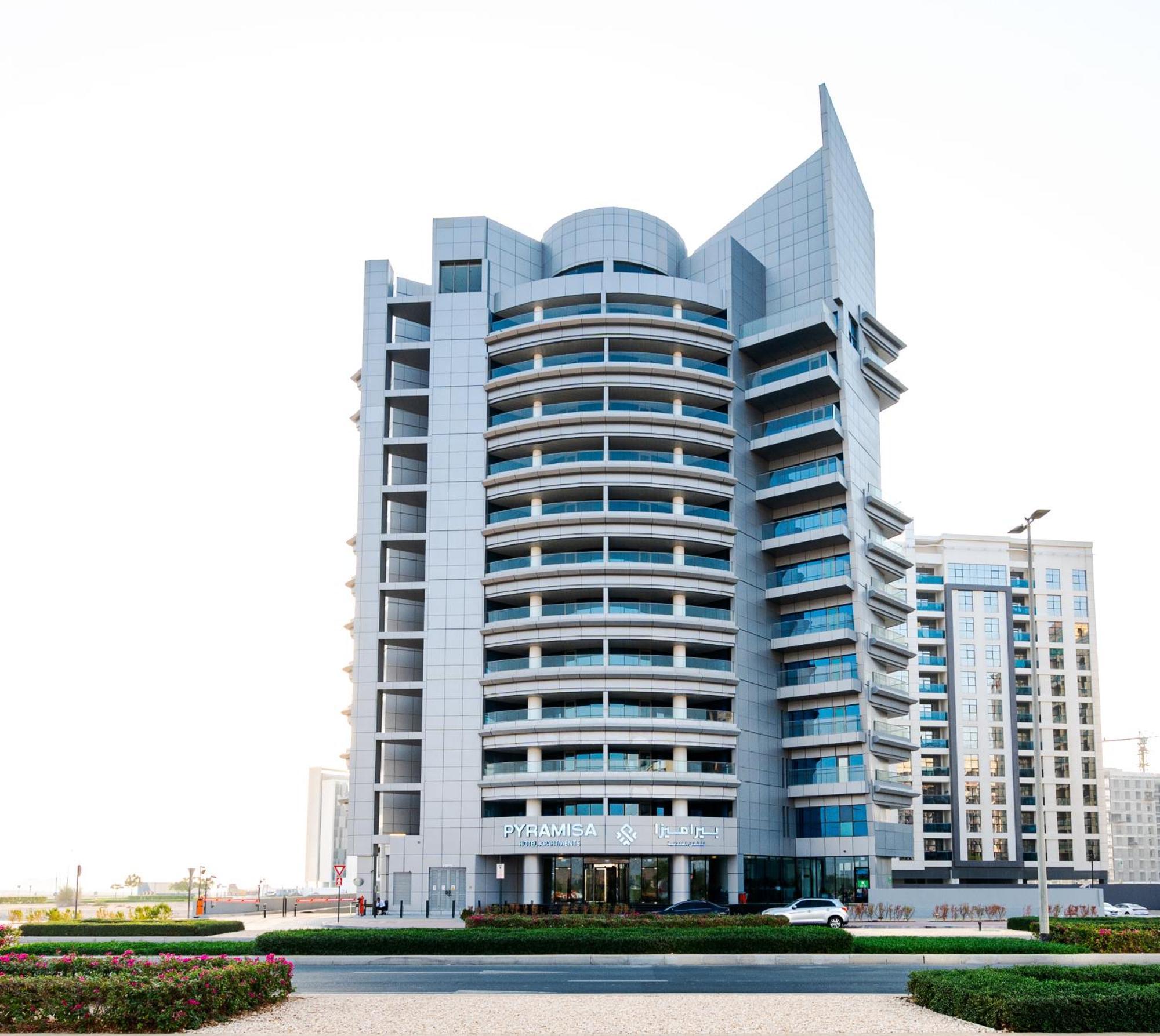 Pyramisa Hotel Apartments Dubai Exterior foto